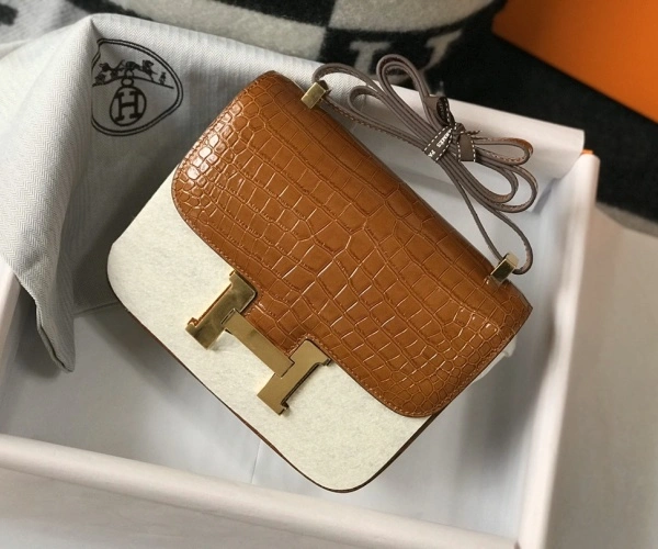 1比1精仿包包(高品质复刻品牌手袋)