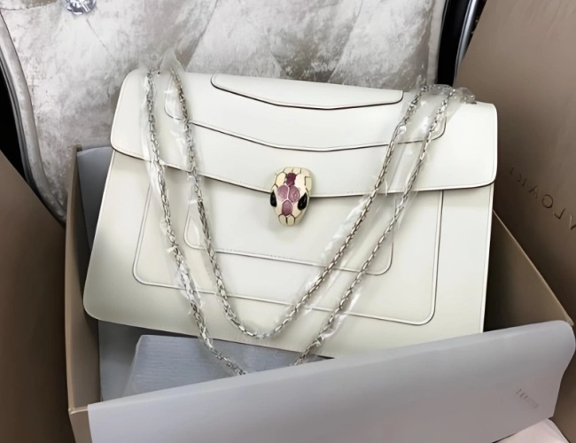 高仿和正品包包有什么区别吗_高仿包和正品包的区别