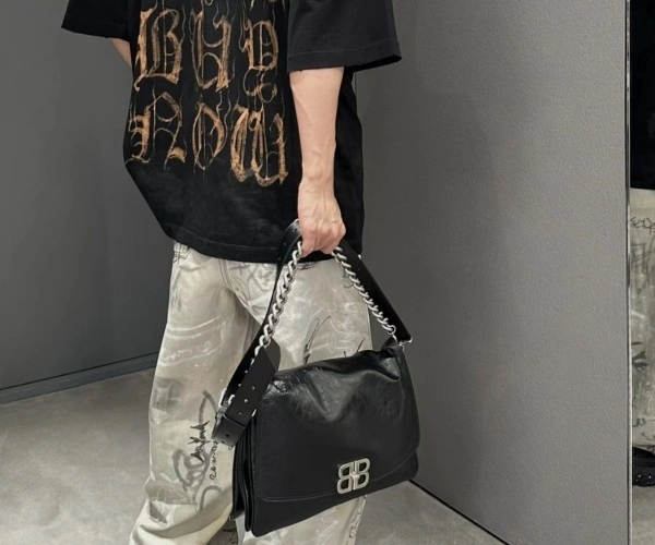 一比一复刻表能看出来吗(如何辨别复刻手表)