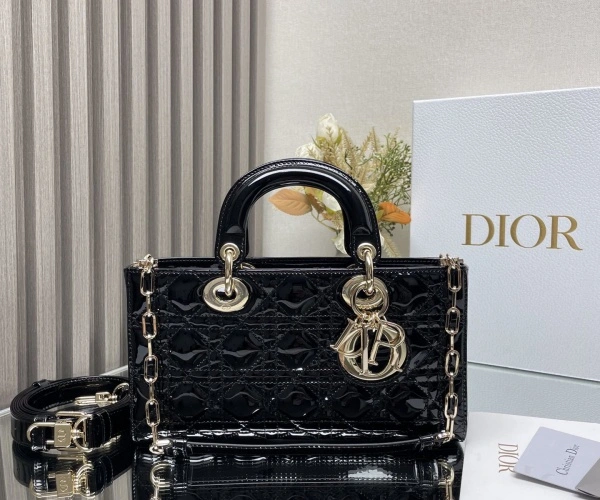 高仿gucci包包(高品质仿制古驰包包)