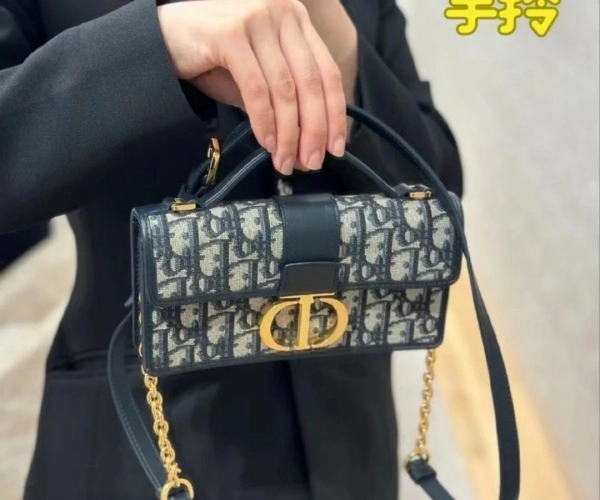 高仿包包价位多少(高仿包包一般多少钱)