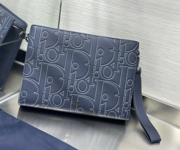 prada中国官网(普拉达官网精选时尚新品)