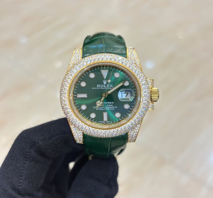 全新改装镶钻 劳力士♛腕表💍——潜航者型（ 水鬼）黄金鳄鱼皮密镶钻系列！