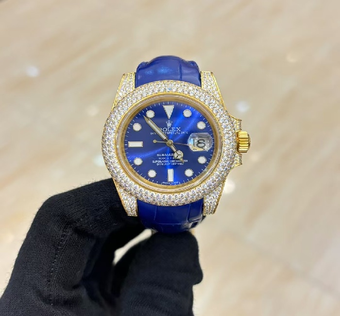 全新改装镶钻 劳力士♛腕表💍——潜航者型（ 水鬼）黄金鳄鱼皮密镶钻系列！