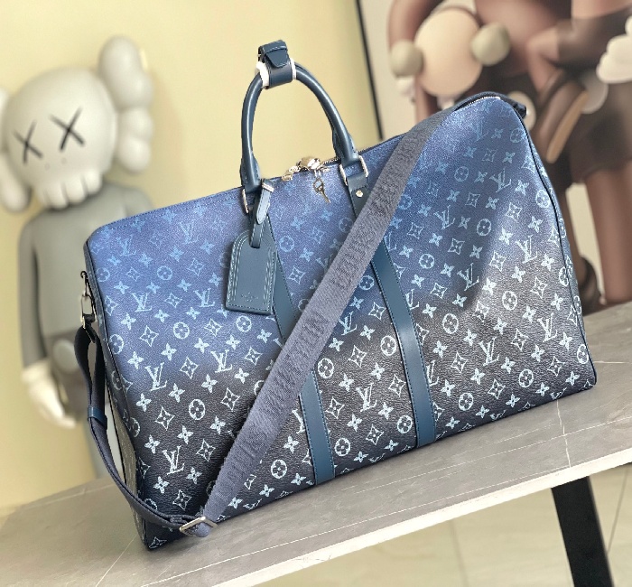 <strong>lv</strong>女包   <strong>lv</strong>男包 M11558黑色渐变蓝
