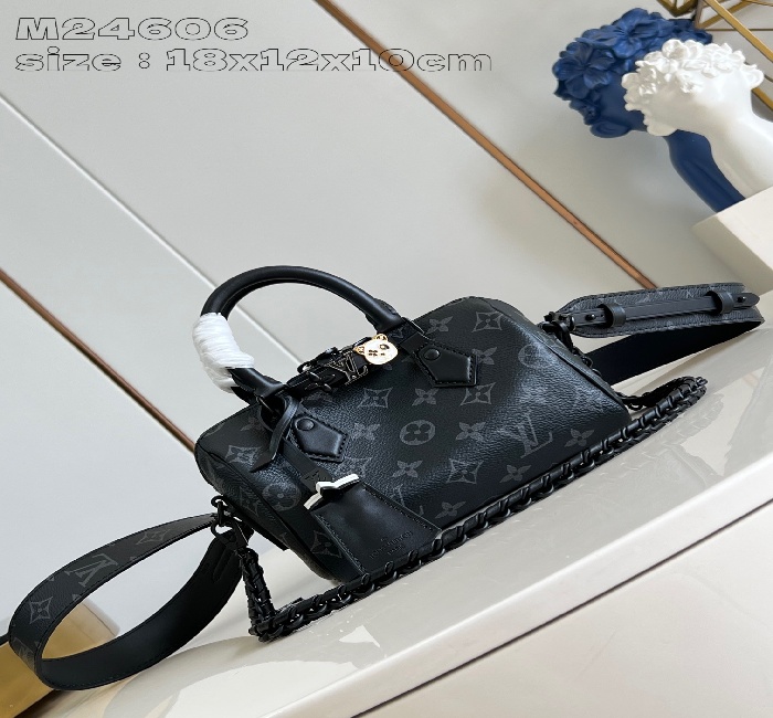 <strong>lv</strong>女包 顶级原单【独家实拍 M24606吊牌款】