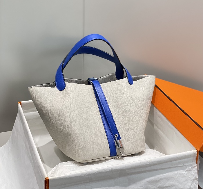 <strong>爱马仕</strong>女包  最新拼色系/银扣𝗛𝗲𝗿𝗺𝗲𝘀 𝗣𝗶𝗰𝗼𝘁𝗶𝗻 ❷❷🅒🅜⸝⸝⸝⸝⸝珍珠灰/电光蓝
