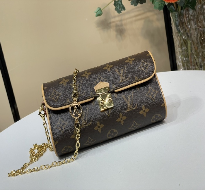 顶级原单复刻独家实拍📷【POCHETTE CAMILLE 手袋】 m26583 白花/老花/链条（沙丘）