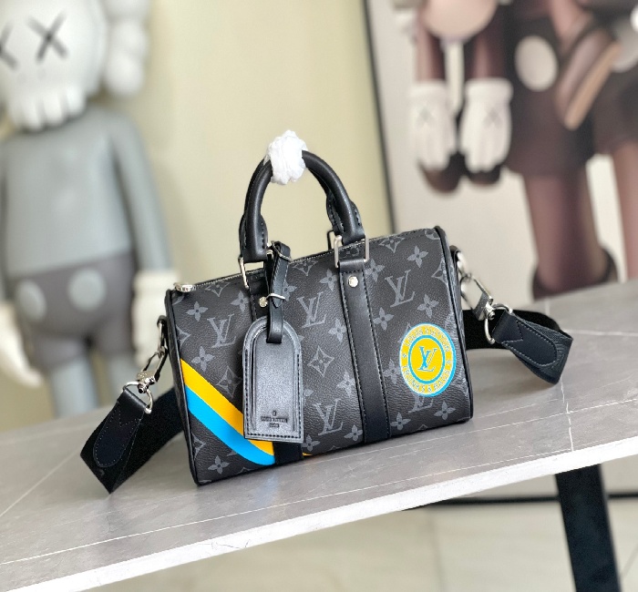 顶级原单M14078 黑色 浅卡其绿枕头包 本款 Keepall 25 手袋