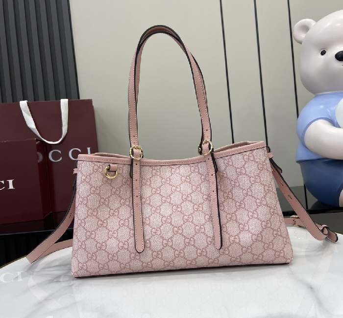 浅粉色GG Monogram涂层织物粉色皮革滚边