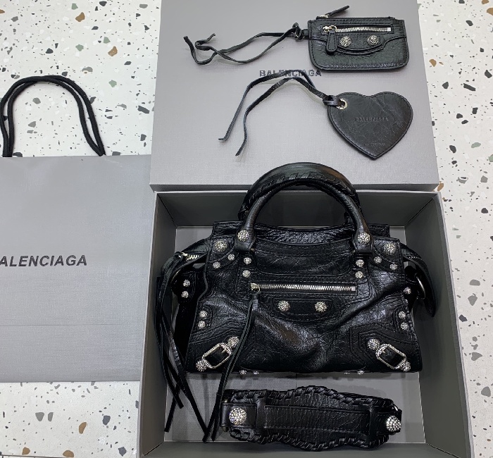 ＜油蜡黑带钻＞Balencia巴黎最新款Neo cagole机车包