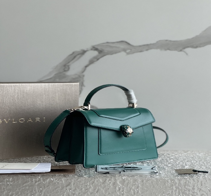 宝格丽SERPENTI FOREVER系列中号手提包