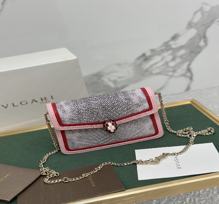 宝格丽Bvlgari Serpenti Forever系列 蛇形绣线限定款💓 迷你款