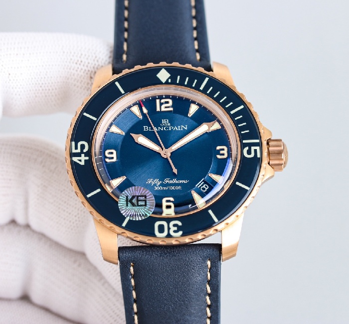 BLANCPAIN 宝珀5015 白色五十噚 潜水表 精钢表壳 夜光蓝宝石表圈